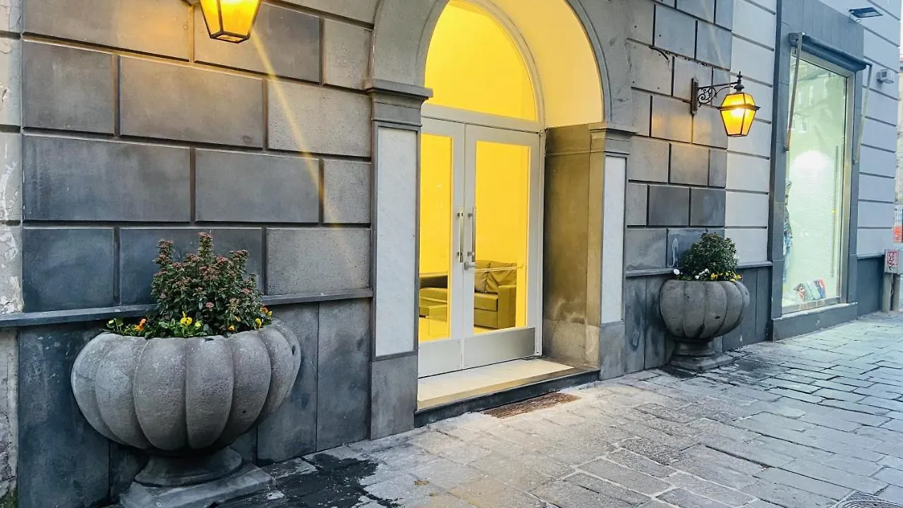 Up Hotel Naples