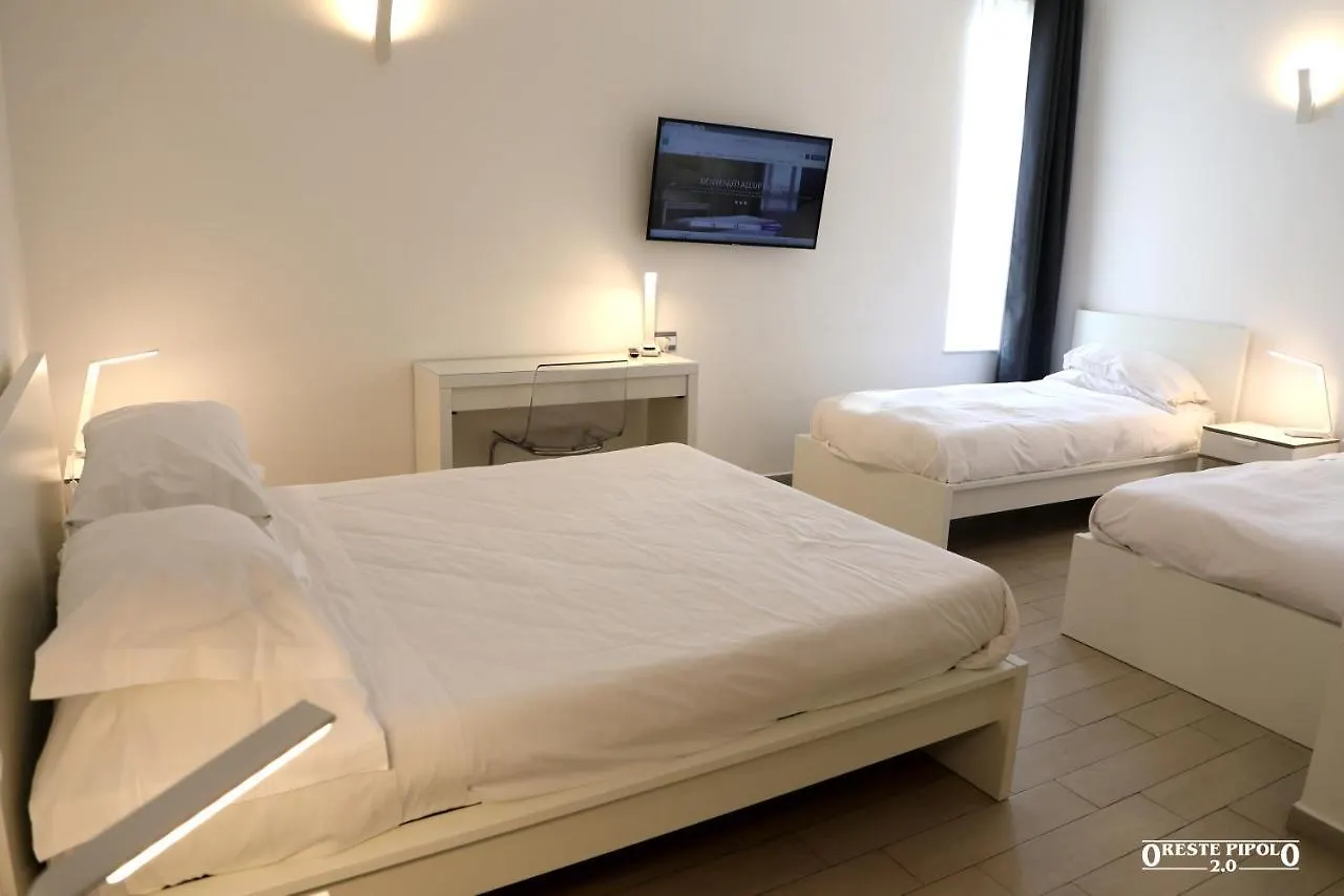 ***  Up Hotel Naples Italy